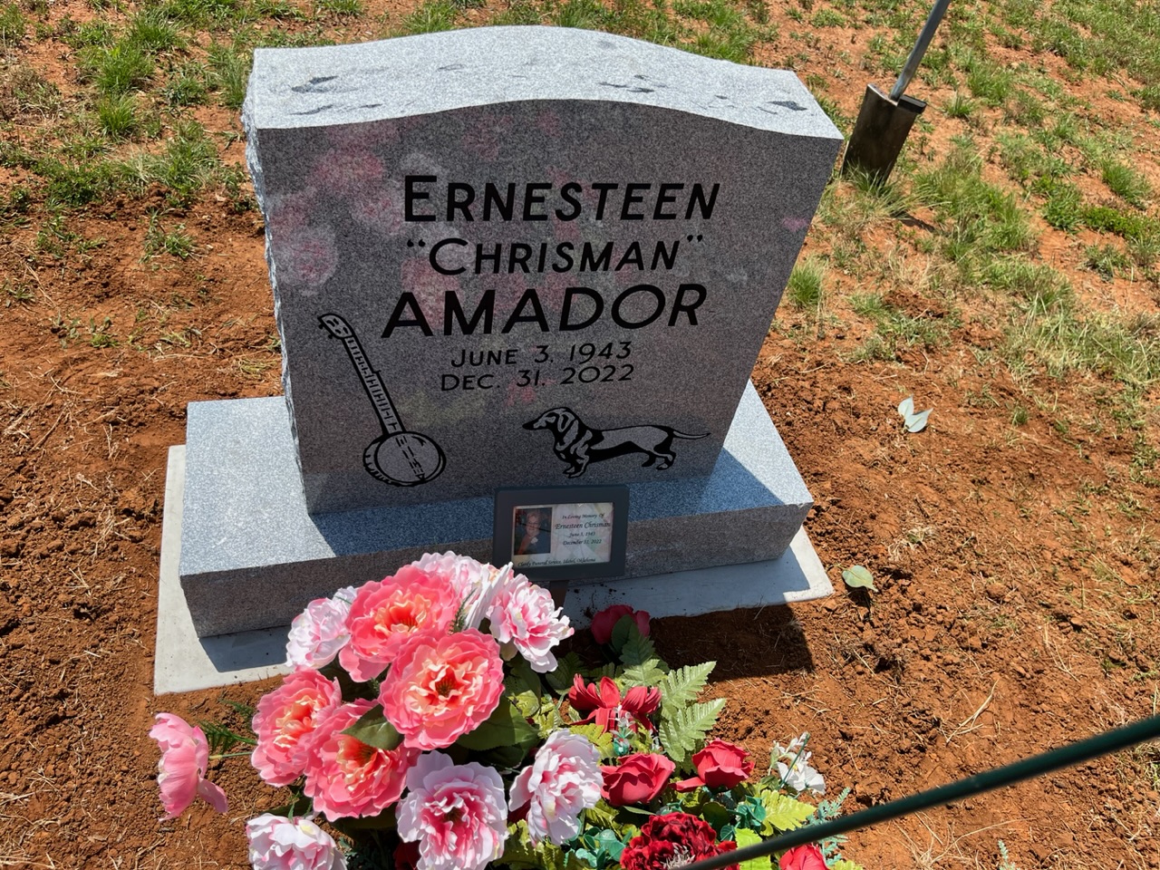 Granite granite monument