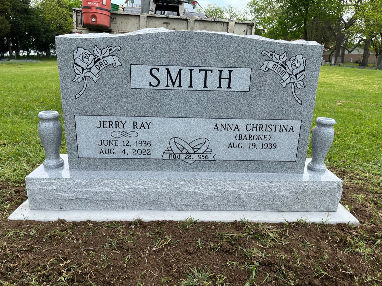 Granite granite monument