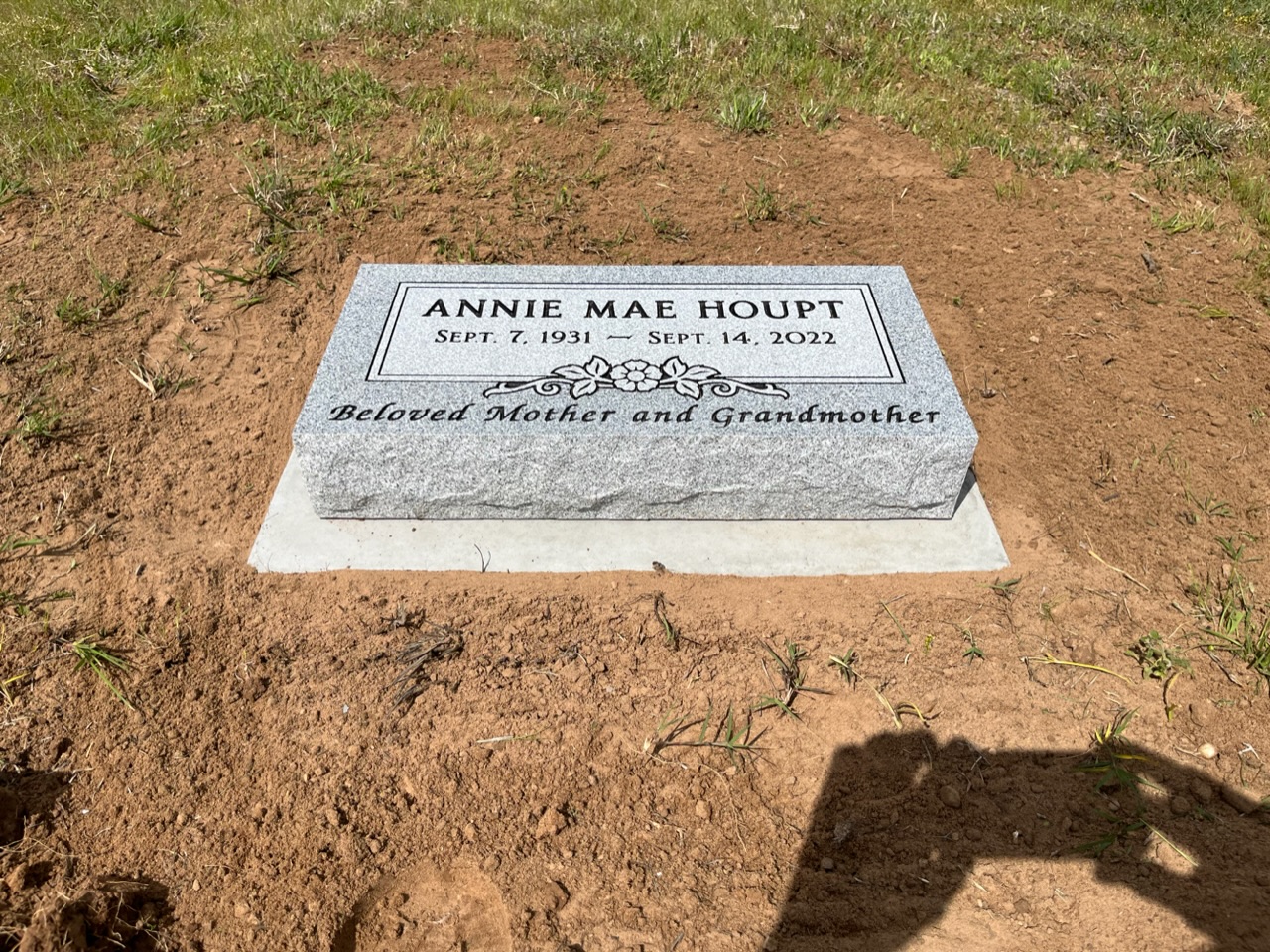 Granite granite monument